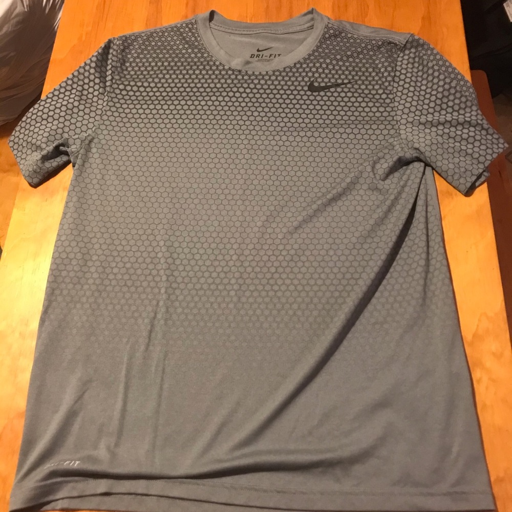 M Nike Dri Fit